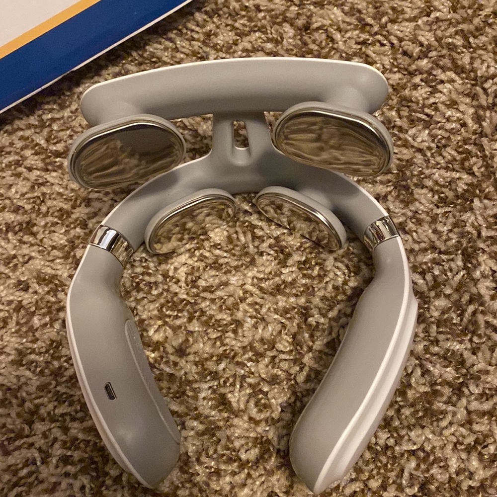 Electrical stimulation neck massager/relaxer - Picture 2 of 3